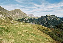 06F17p01_36A.jpg