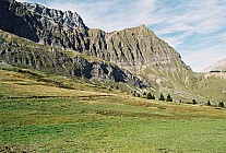 06F17p11_26A.jpg
