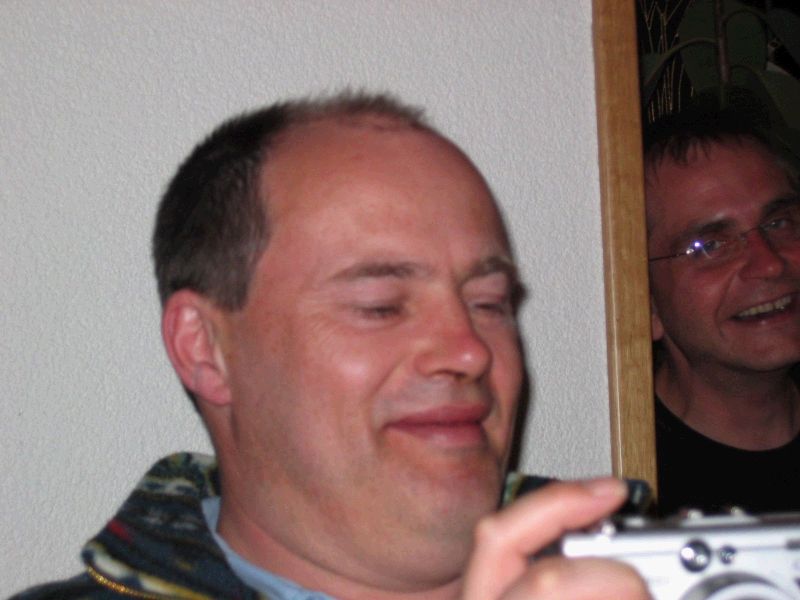 Mike schaut ziemlich glcklich