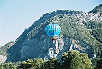 06F16p02_35A.jpg