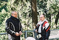 06F16p11_26A.jpg