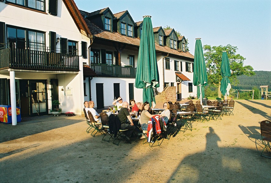 06f11p26_12.jpg