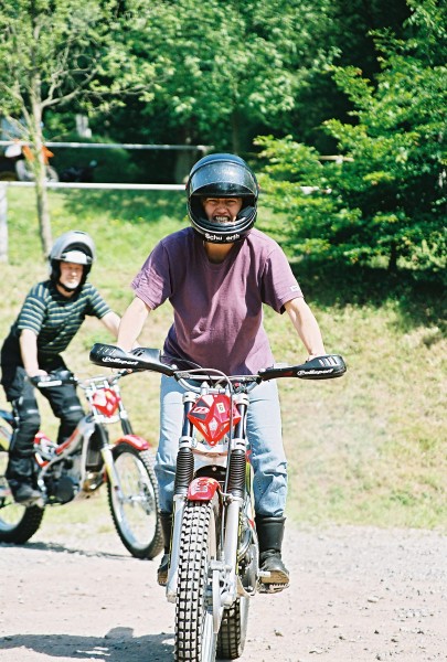 06f12p13_25.jpg