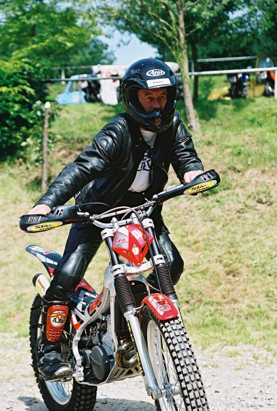 06f12p24_14.jpg
