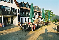 06F11p26_12.jpg