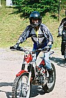 06F12p02_36.jpg
